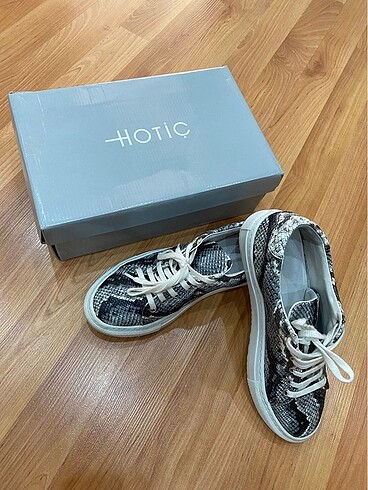 Hotiç Kadın Günlük Sneaker