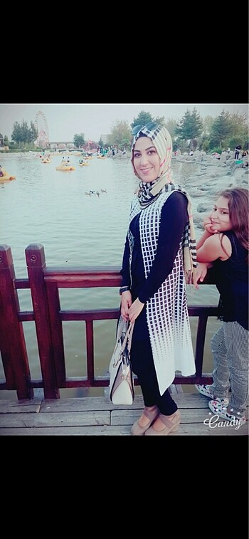 Siyah beyaz yelek