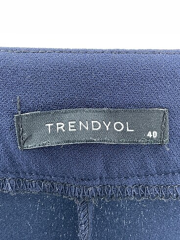 40 Beden lacivert Renk Trendyol & Milla Düz Kesim %70 İndirimli.
