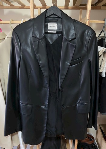 Bershka Bershka Düğmeli Siyah Deri Blazer Kadın Ceket