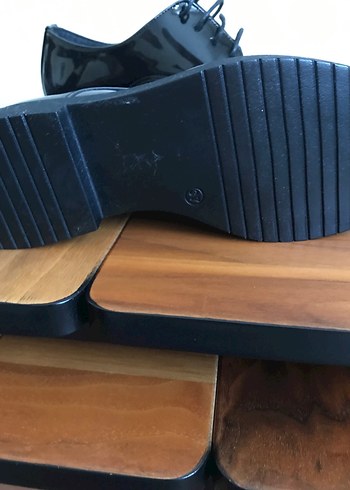 Parlak Siyah Platform Topuklu Gotik Kadın Ayakkabı - Görsel 3