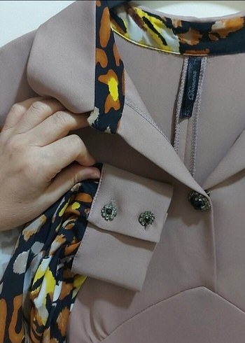 Bej Uzun Kollu Kadın Tunik - Görsel 2