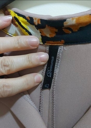 Bej Uzun Kollu Kadın Tunik - Görsel 3