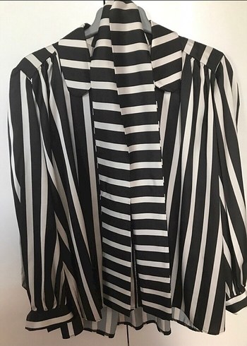 Kadın Siyah Çizgili Kısa Gömlek - Görsel 11