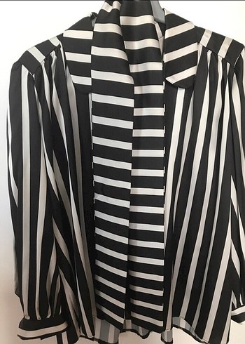 Kadın Siyah Çizgili Kısa Gömlek - Görsel 13