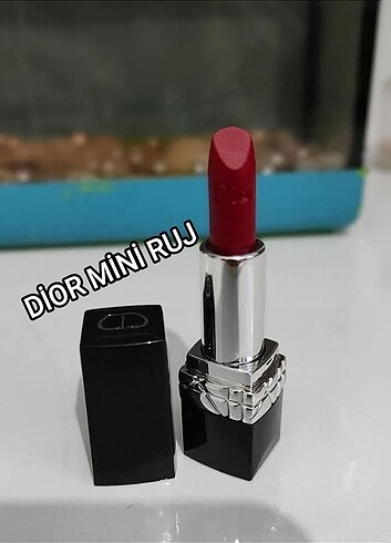 Dior 999 Matte rengi Mini ruj