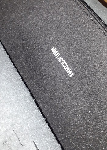 Siyah Deri Tokalı Kadın Çanta - Görsel 3