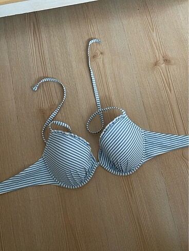 Bikini üstü