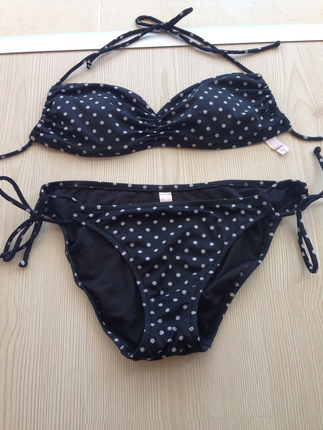 Siyah puantiyeli bikini
