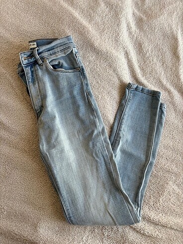 Pull and bear jean