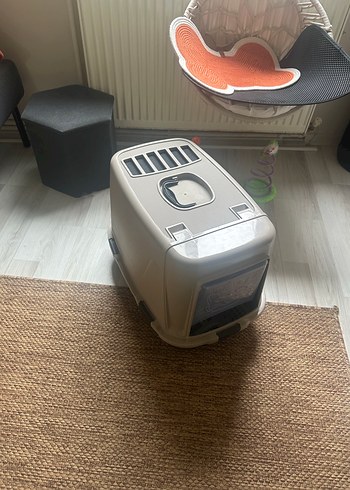  Beden Gri Kapalı Kedi Tuvaleti