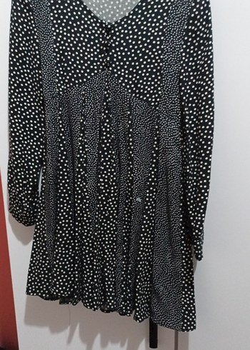 Zara Desenli, Pileli Siyah elbise - Görsel 2