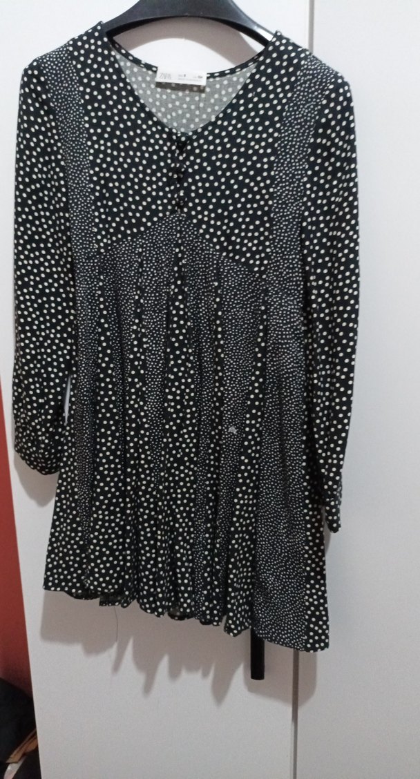 Zara Desenli, Pileli Siyah elbise - Görsel 2