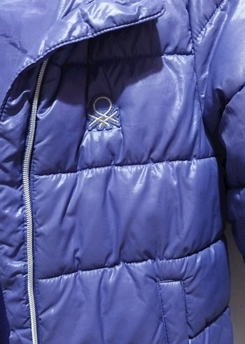 Benetton Mor Parlak Fermuarlı Kız Montu - Görsel 3