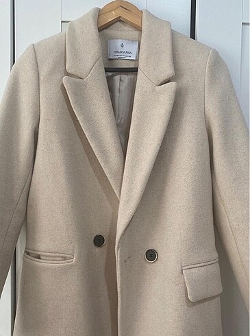 Stradivarius Stradivarius krem kaban xs