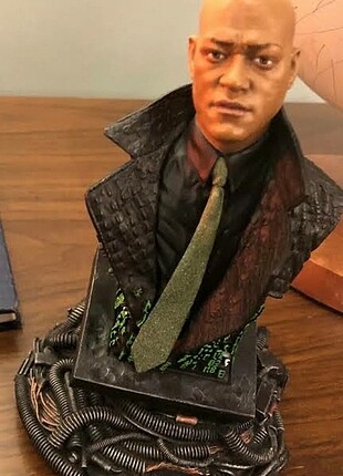 The matrix morpheus gentle giant bust statue limitli ürettim