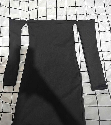 Bershka Siyah mini straplez elbise