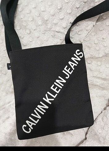  Beden Calvin Klein Çanta 