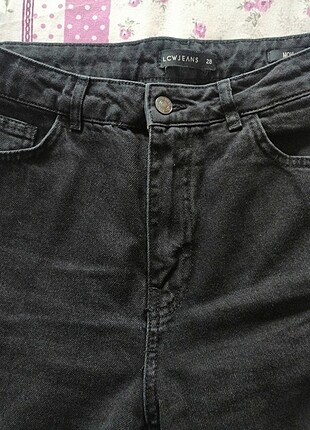 mom jean
