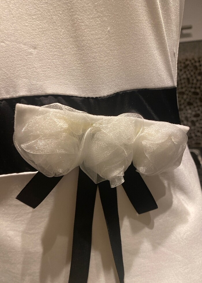 astarsız beyaz elbise - Görsel 2