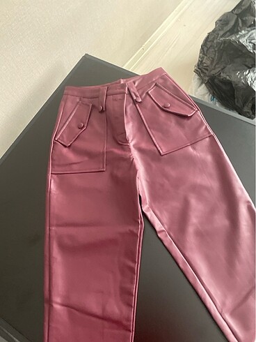 deri pantolon bordo renk