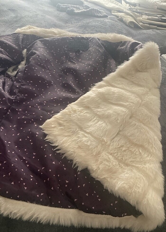 Bershka peluş hırka - Görsel 3