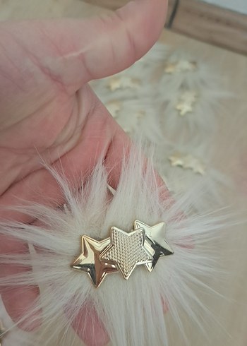 Pembe Tüylü Yıldızlı patik süs - Görsel 2