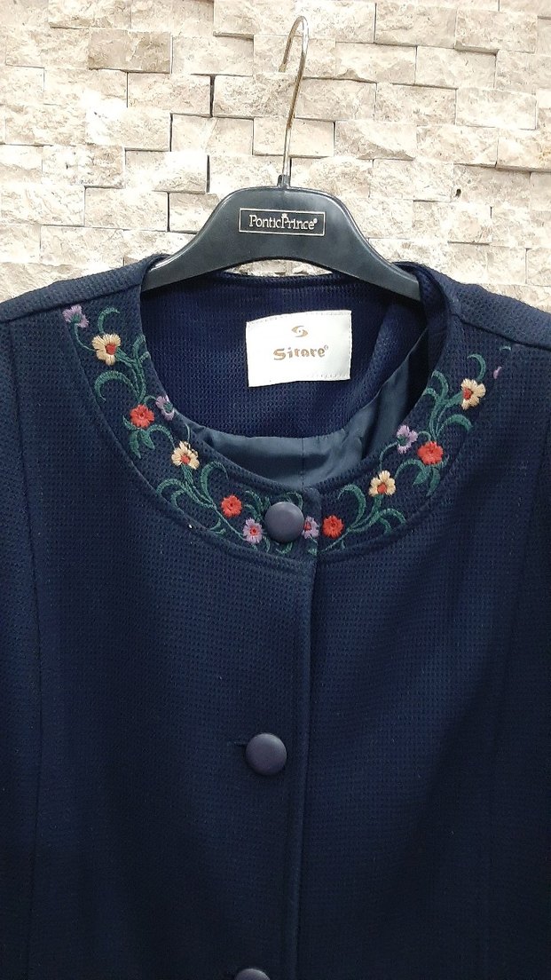 Nakışlı Düğmeli Mavi Kadın Uzun Kaban - Görsel 2