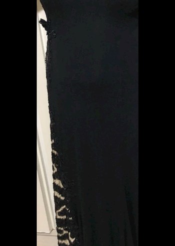 Alfabeta Siyah Nakışlı Uzun Gotik Abiye Elbise
