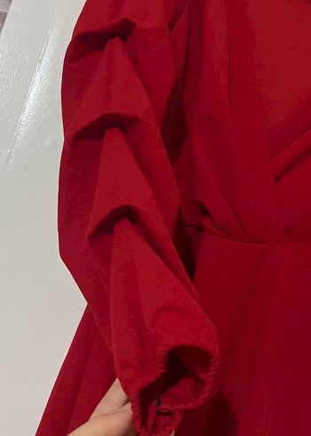 Uzun Kollu Kırmızı Drapeli Abiye Elbise - Görsel 2