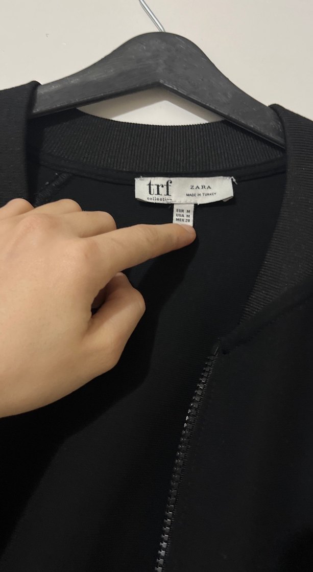 Siyah Fermuarlı Rahat Kesim Kadın Ceket - Görsel 2