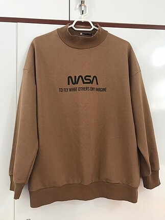 Nasa yazılı sweatshirt