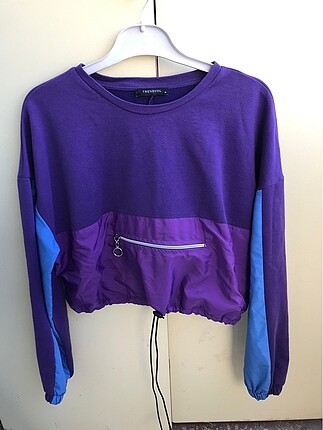 Trendyol Crop Sweatshirt