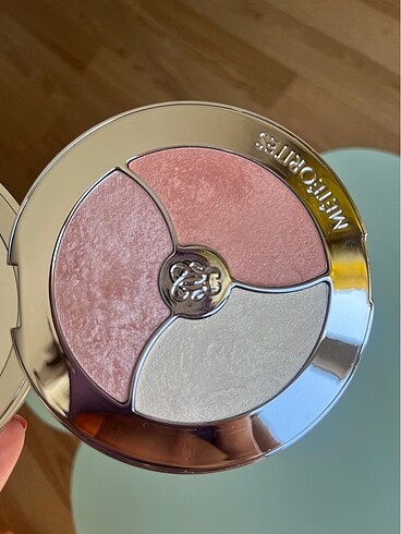  Beden Renk guerlain meteorites pearl dust aydınlatıcı paleti