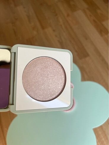  Beden kiko aydınlatıcı- physicians formula butter glow