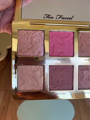  Beden Renk too faced natural face paleti