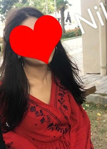 xs Beden kırmızı Renk H&M kırmızı işlemeli bluz