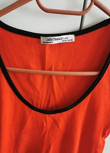 Zara Zara kırmızı siyah basic tişört 