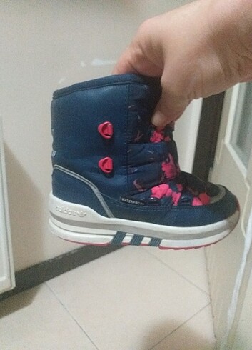 26 Beden Adidas kar botu