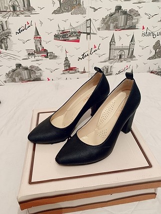 Stiletto ayakkabı 
