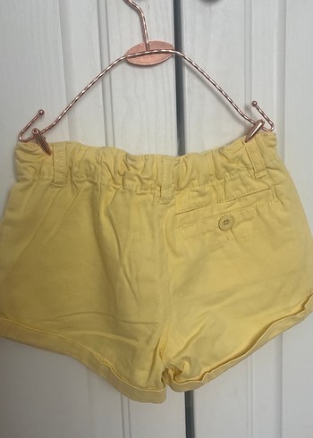 Kız Çocuk Sarı Keten Kemerli Şort - Görsel 4