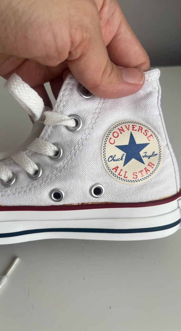 Converse Beyaz Bağcıklı Kız Spor Ayakkabı - Görsel 4