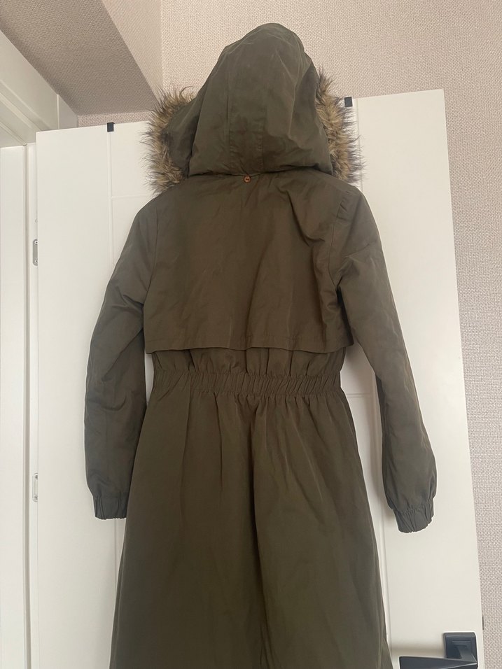 Yesi Suni Kürk Detaylı Uzun Kadın Mont - Görsel 2