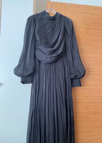 Uzun Kollu Siyah Drapeli Kadın Abiye Elbise - Görsel 2