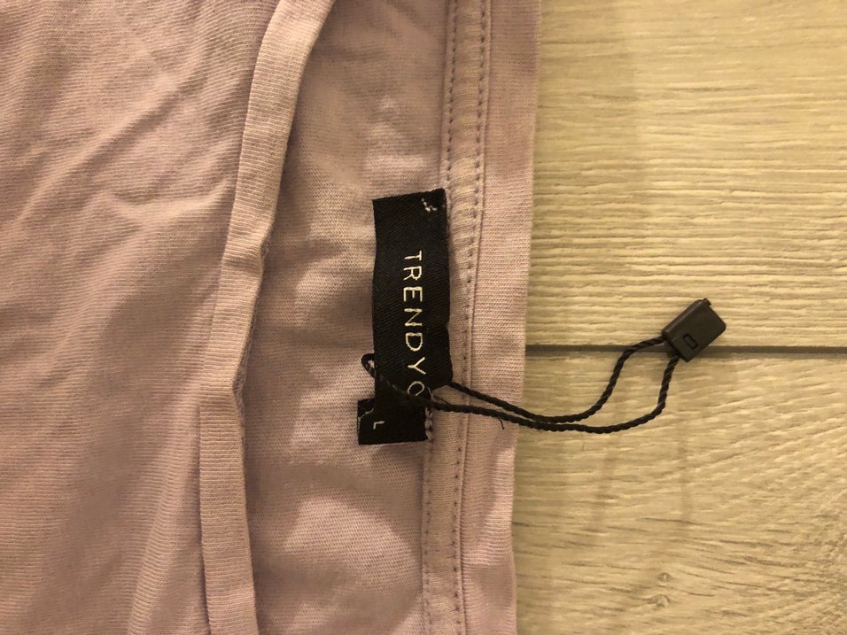 Lila yanları büzgülü tişört - Görsel 2