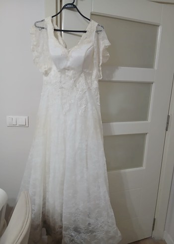 V Yaka Klasik Vintage A Kesim Gelinlik - Görsel 2