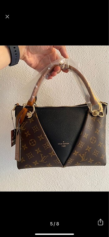 Louis Vuitton V Tote BB Çapraz Çanta