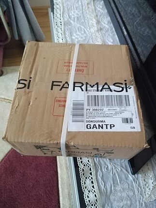 Farmasi kutusu
