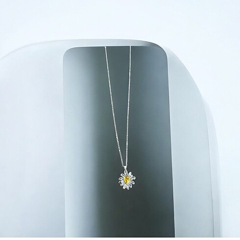 ÇELİK SILVER PAPATYA KOLYE