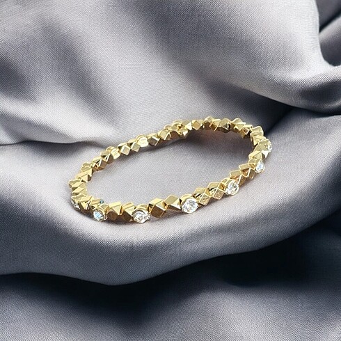 ÇELİK GOLD TAŞLI DORİKA KELEPÇE